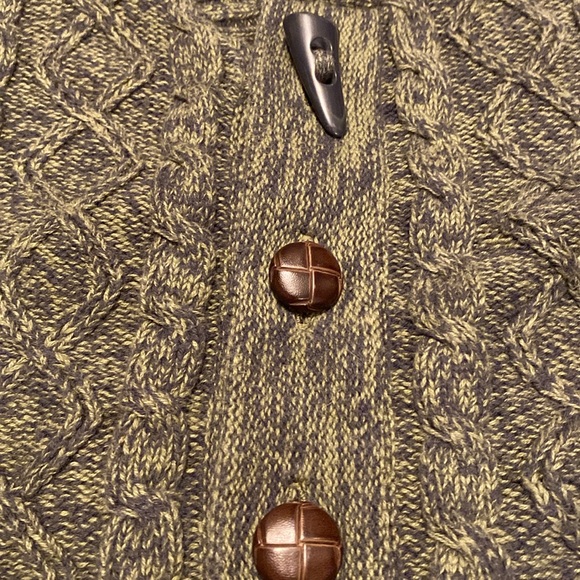 Boy’s Size 4/5 Grandpa-style Cowl-neck Button-up 100% Cotton Cardigan- Like new! - Picture 2 of 6